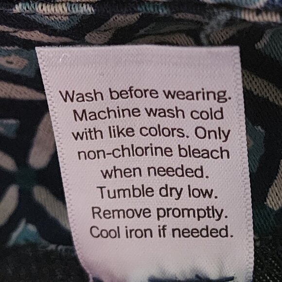 Croft & Barrow Pants Womens Size 14 Blue Geometric The Effortless Stretch Capri - Picture 5 of 7